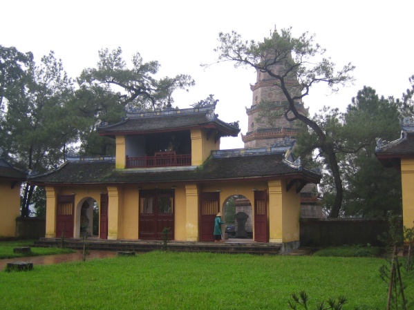 Hue Vietnam - Temples